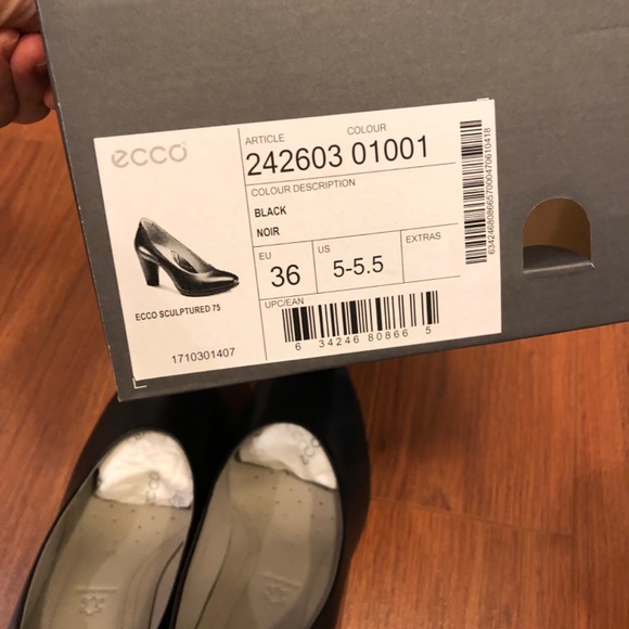 Black Ecco pumps - Picture 5 of 5